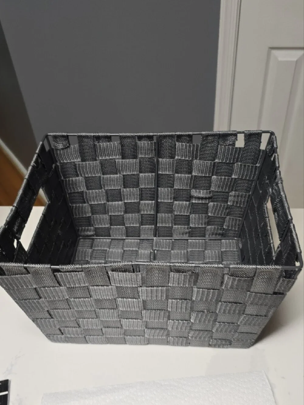 N/A gray woven